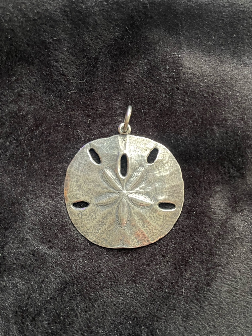 James Avery Sterling Silver Sand Dollar Pendant - RETIRED